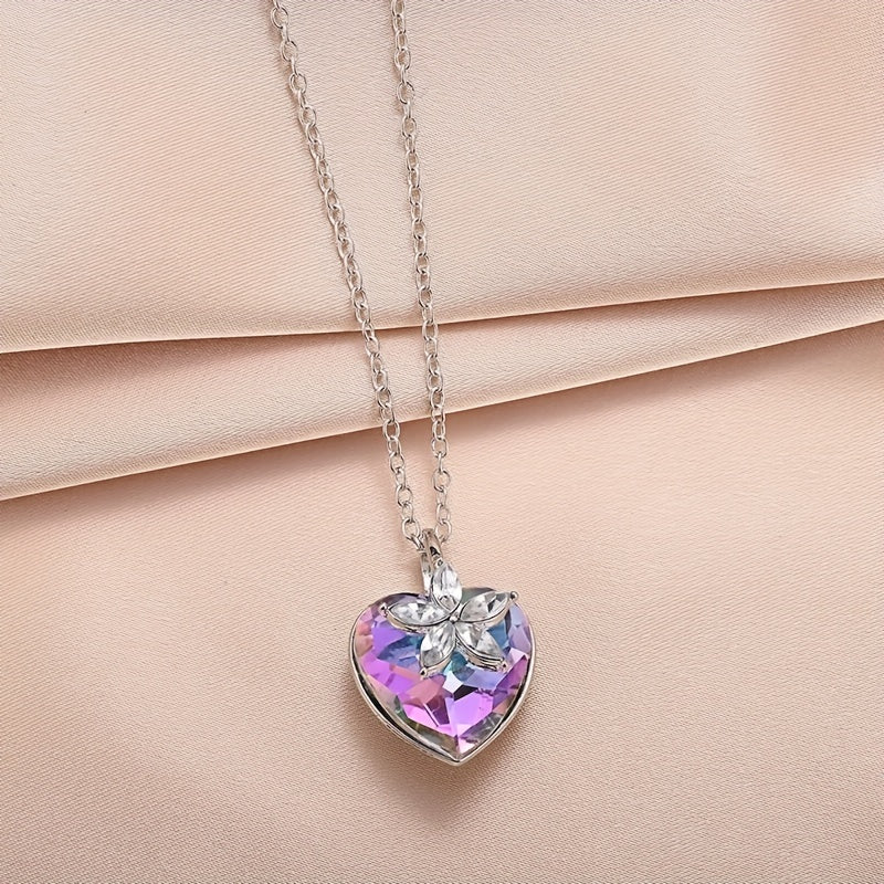 Exquisite Heart-Shaped Crystal Pendant Necklace for Women - Luxury Delicate Design, Hypoallergenic Chain, Adjustable Length, Perfect Gift for Her, Anniversary, Birthday, or Valentine's Day