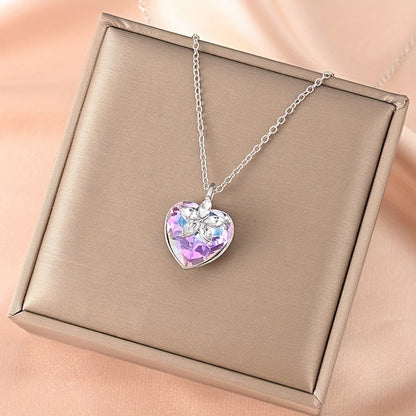 Exquisite Heart-Shaped Crystal Pendant Necklace for Women - Luxury Delicate Design, Hypoallergenic Chain, Adjustable Length, Perfect Gift for Her, Anniversary, Birthday, or Valentine's Day